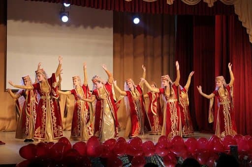 BOLALAR MUSIQA VA SAN'AT MAKTABI