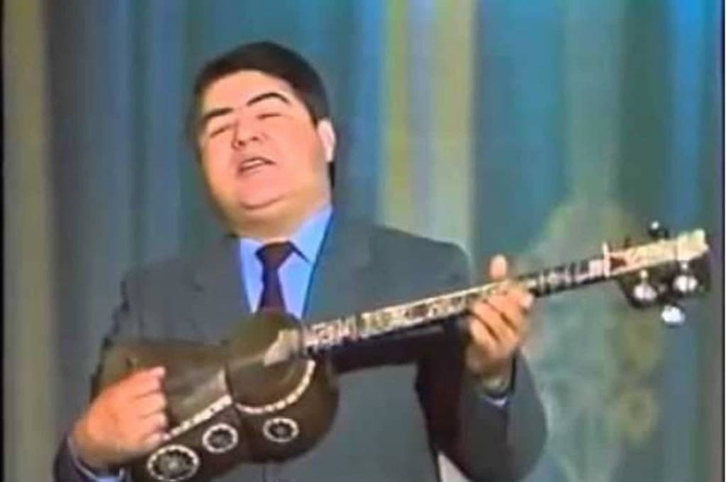 MARHUM SAN`ATKOR OTAJON XUDOYSHUKUROV "FIDOKORONA XIZMATLARI UCHUN" ORDENI BILAN TAQDIRLANDI