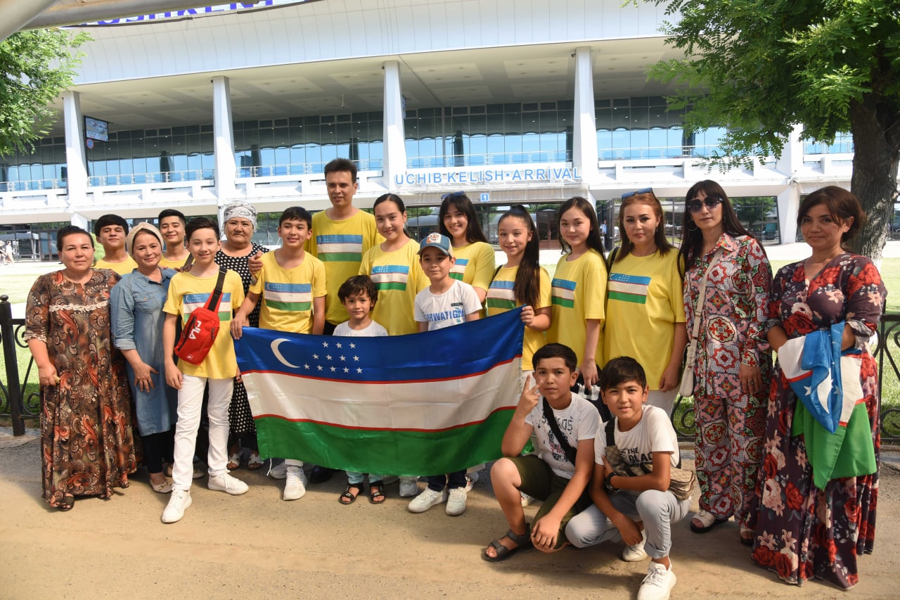 “Zamin” folklor ansambli a’zolari Ispaniyada