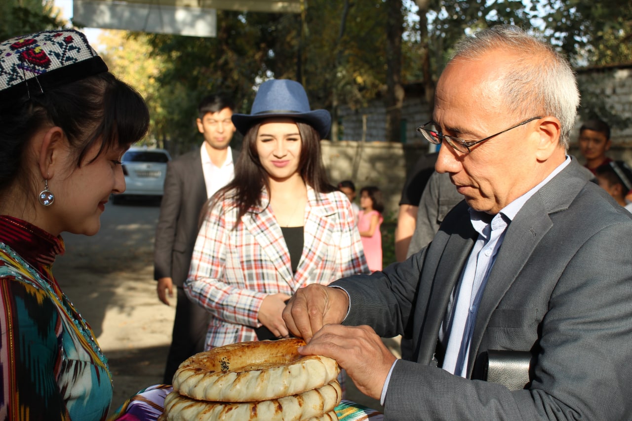 Guliston tumanining Birlashgan, Mustaqillik, A.Navoiy mahallalarida ma’naviy-ma’rifiy tadbir tashkil etildi.
