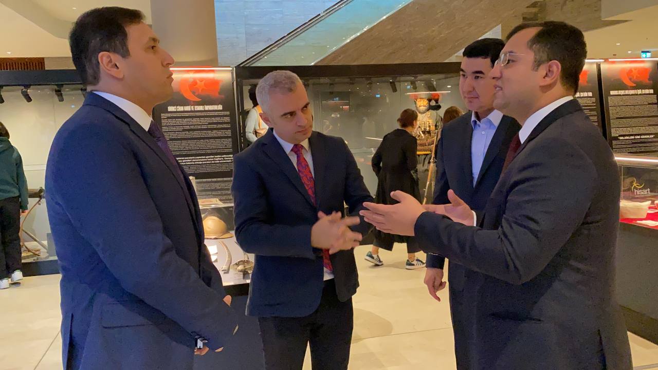 Avval xabar berganimizdek, xorijiy nufuzli madaniyat va san’at muassasalari bilan tanishish, tajriba almashish maqsadidagi Madaniyat vazirligi delegatsiyasining Turkiyaga xizmat safari davom etmoqda