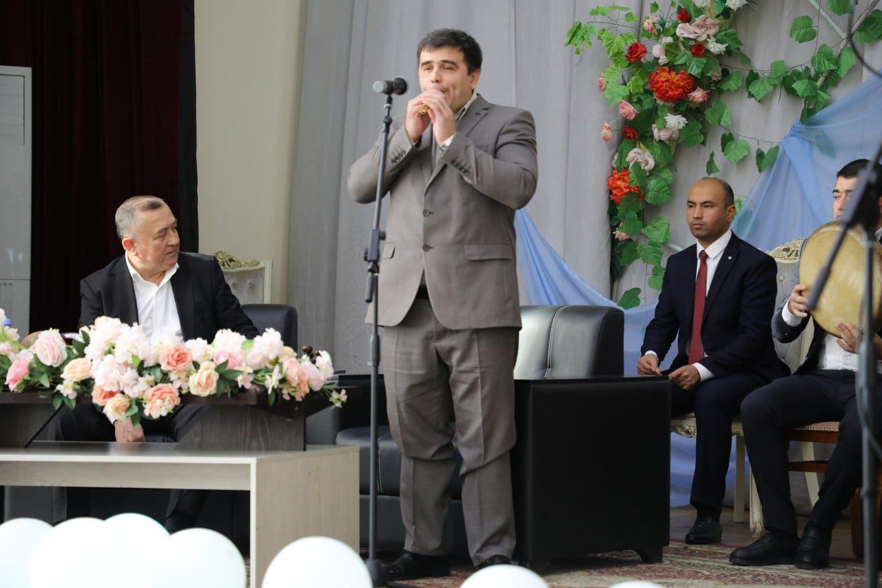 Farg'ona ixtisoslashtirilgan maqom maktab-internatida "Mahorat darslari" tashkil etildi