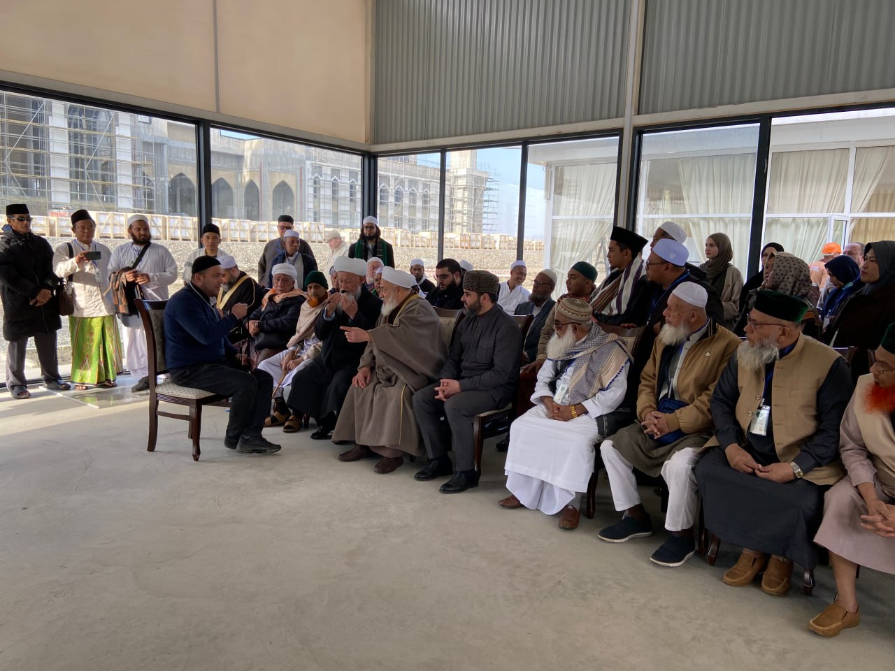 “Naqshbandiya” III xalqaro turizm festivali ishtirokchilari Samarqandga yetib keldi