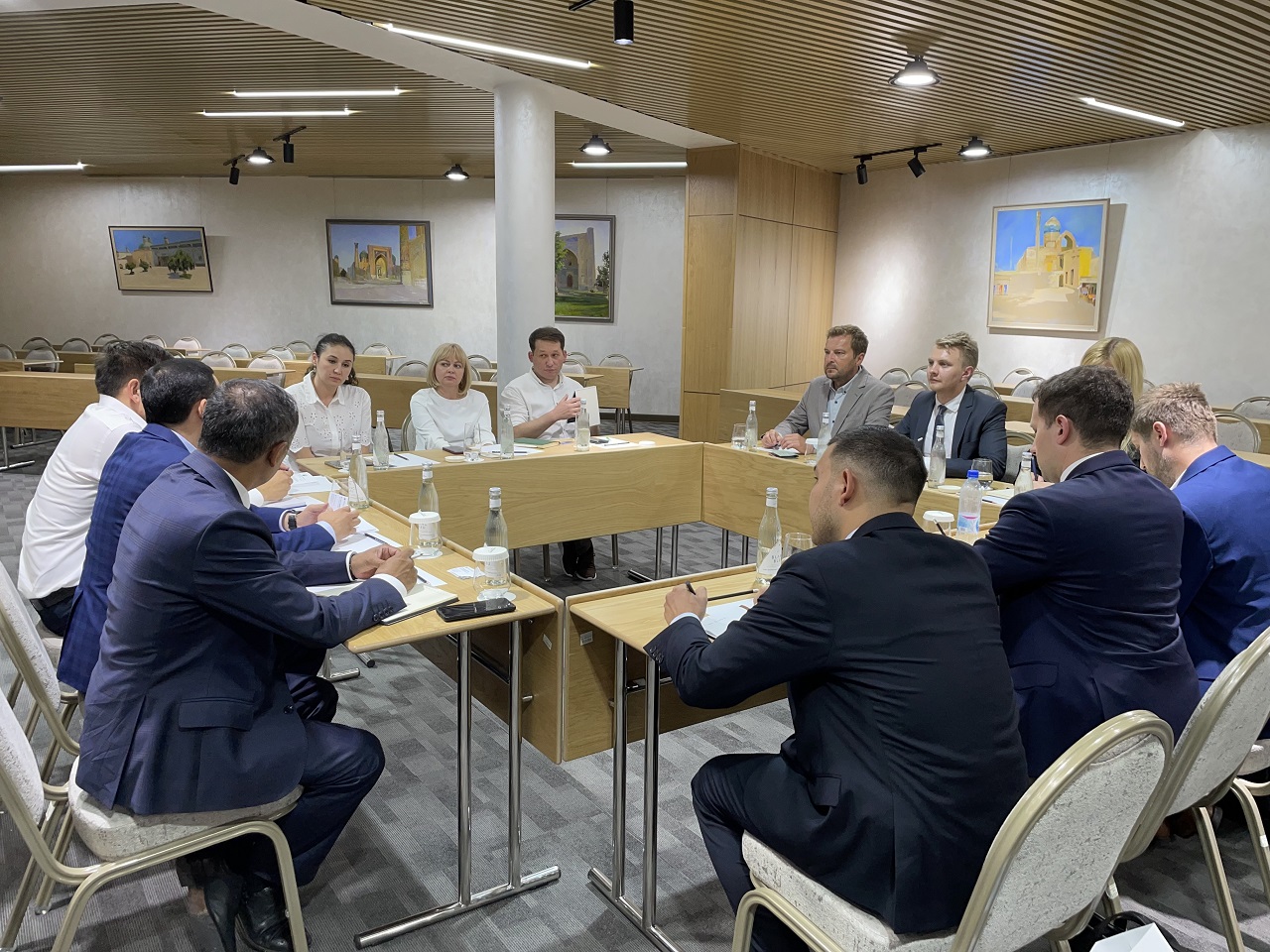 Polshaning yirik aviakompaniyasi O‘zbekiston orqali parvozlarni yo‘lga qo‘ymoqda