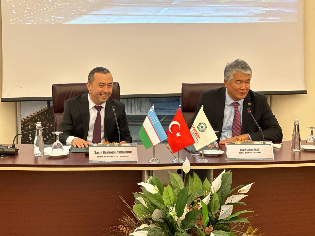 TURKSOY bilan kelgusi rejalar muhokama qilindi