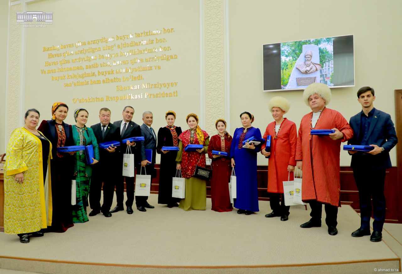 Do‘stlik tarannumi davom etmoqda