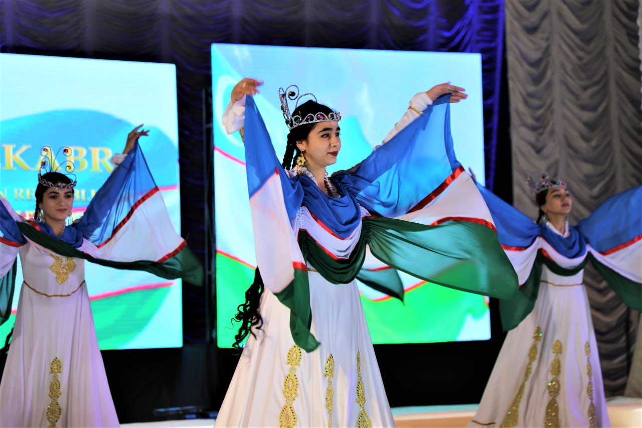 Yangi tahrirdagi Konstitutsiyamiz – umumxalq muhokamasidan o‘tgan, xalqimiz xohish-istaklari namoyon bo‘lgan tarixiy hujjatdir!