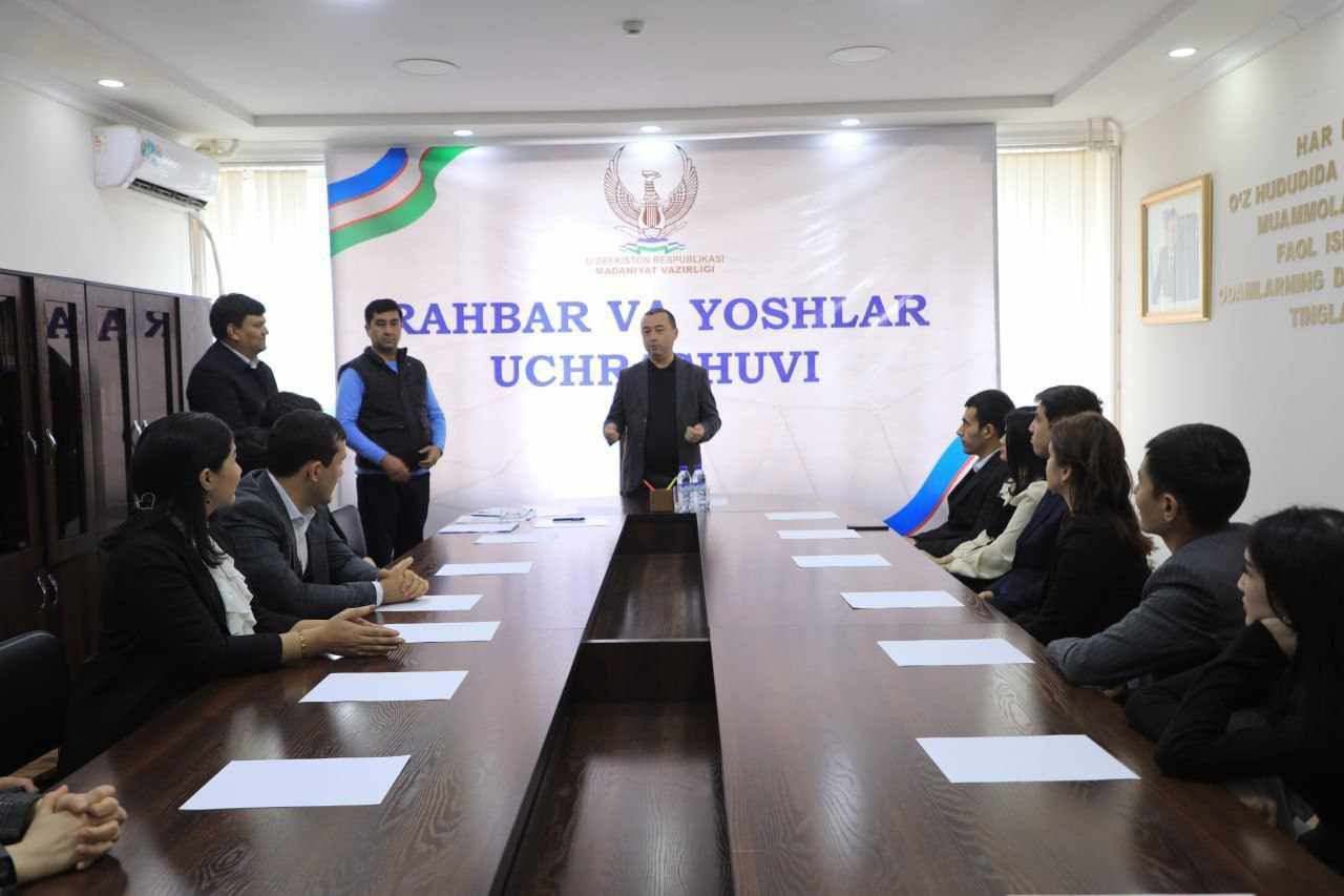 Bahodir Axmedov hamda ijodkor yoshlar o‘rtasida navbatdagi "Rahbar va yoshlar uchrashuvi"